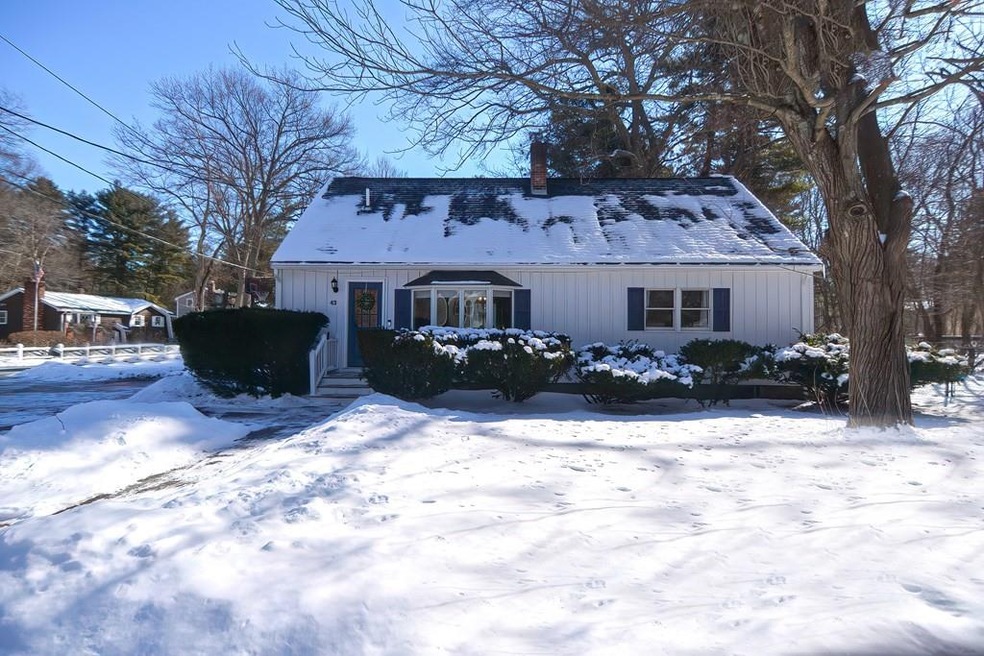 43 King St, Wilmington, MA 01887 - photo 1