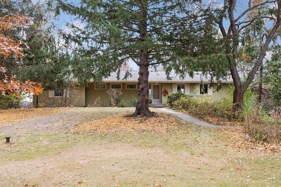 26 Duck Pass Rd, Saint Paul, MN 55127 - photo 1