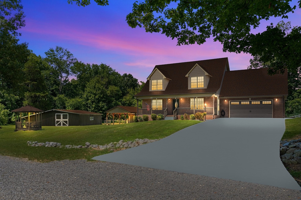 1335 Garrettsburg Rd, Clarksville, TN 37042 - photo 1