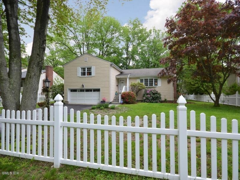 29 Midbrook Ln, Old Greenwich, CT 06870 - photo 1