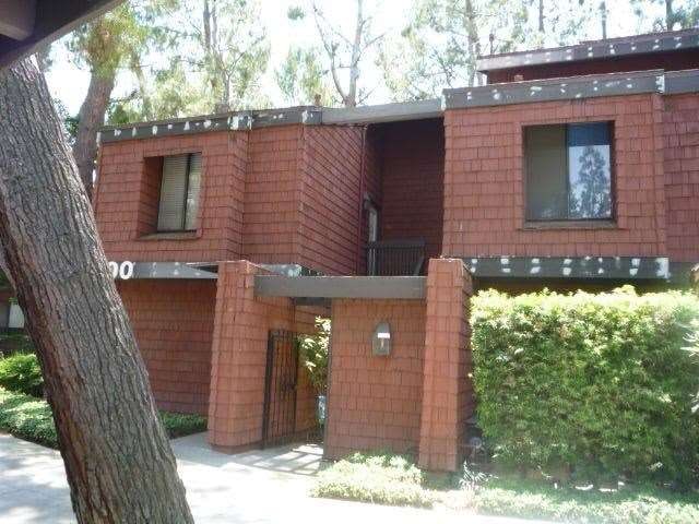 FRONT OF UNIT