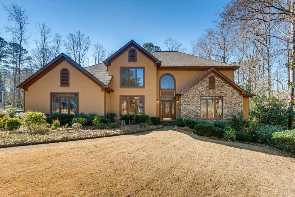 Beautiful Asheforde Estate
