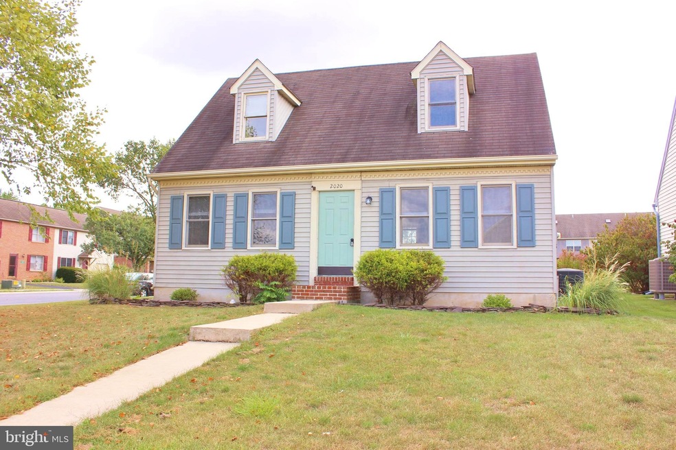 2020 Ashley Dr, Chambersburg, PA 17201 - photo 1