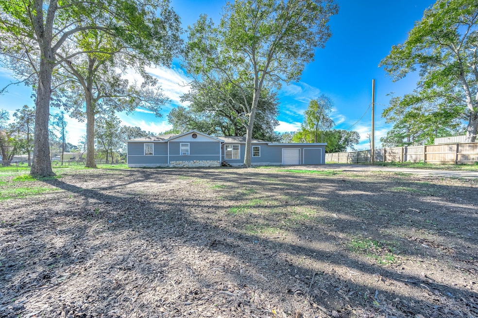 2227 County Road 737, Alvin, TX 77511 - photo 1