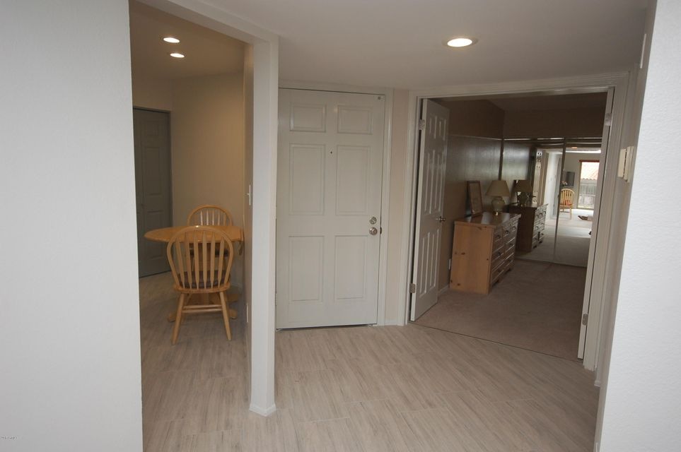 Foyer 2