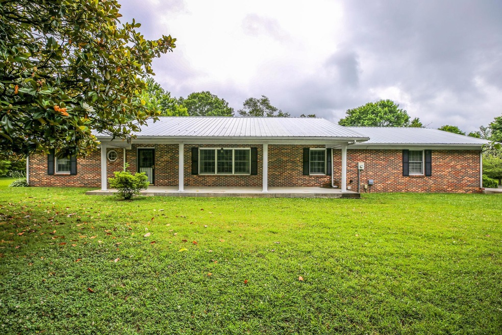 306 Lou Ellen Dr, Manchester, TN 37355 - photo 1