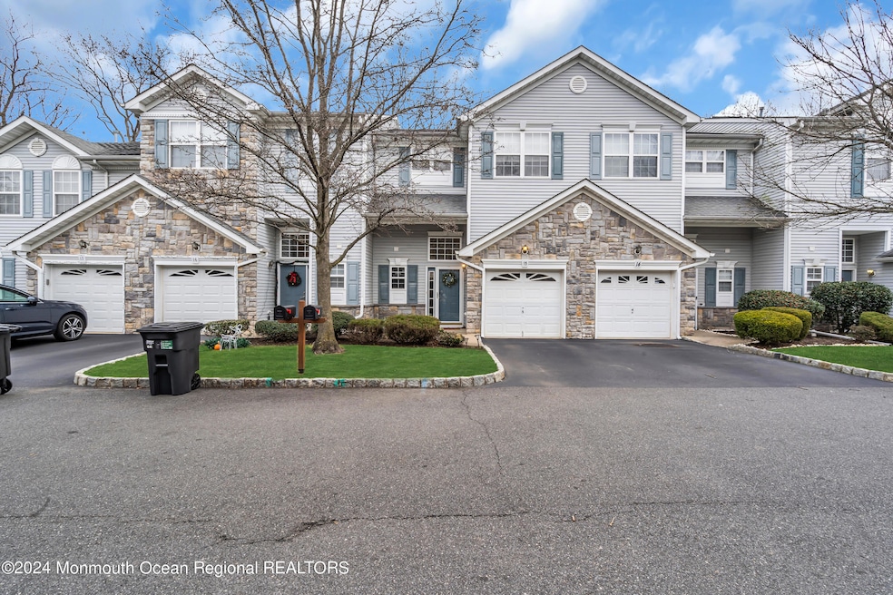 Welcome to 15 Harbor Bay Circle