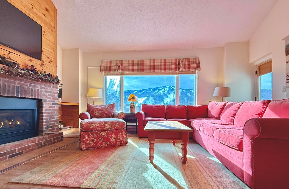 337 Handle (Snow Tree Pines K) Rd unit Pines K, Dover, VT 05356 - photo 1