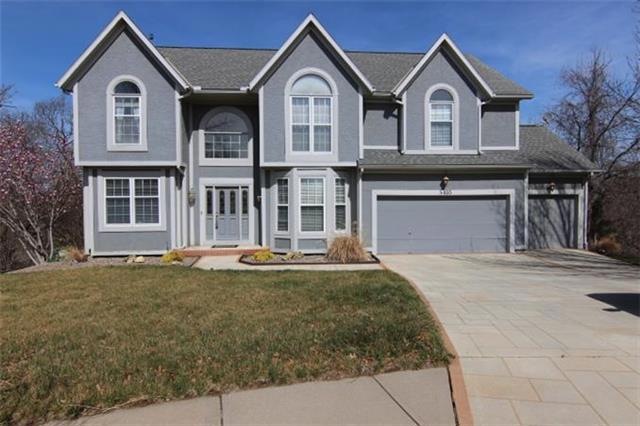 5416 Oakview St, Shawnee, KS 66216 - photo 1