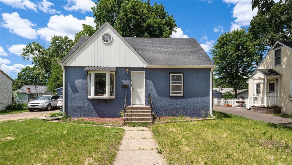 01-5415 Dupont Ave - Exteriors-1.jpg