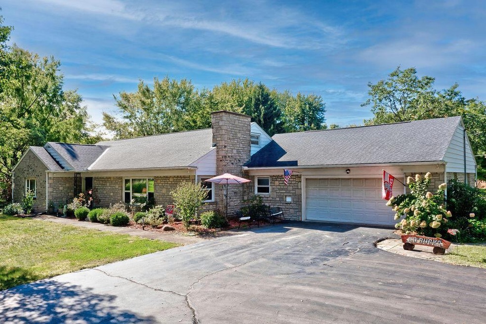400MapleDriveExt_Hommati102