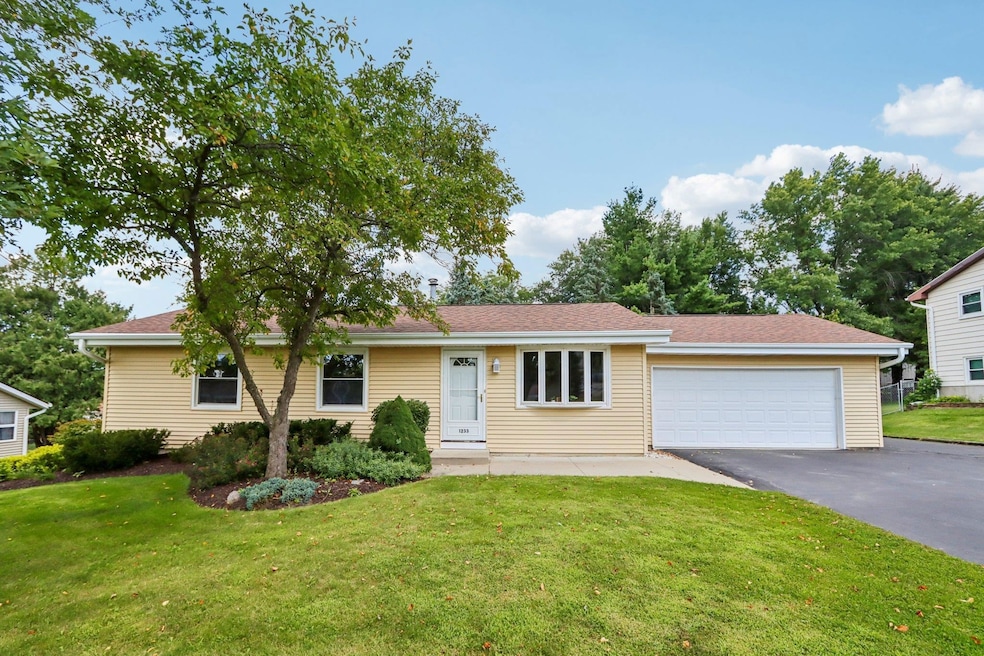 Under Contract $299,900