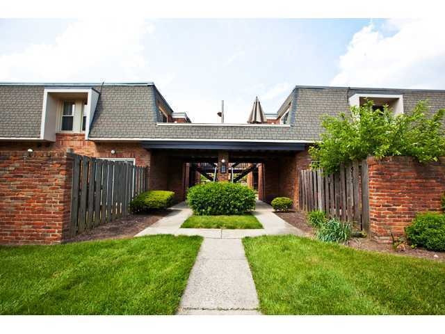 1516 Lafayette Dr Unit B Upper Arlington