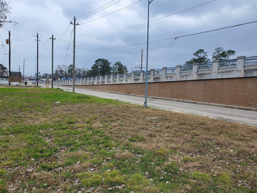 8214 Homestead Rd, Houston, TX 77028 - photo 1