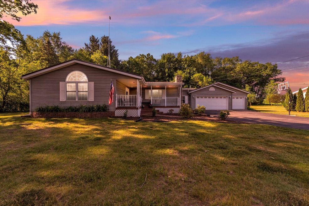 01-4669 W Carson City Rd-Windowstill Rea