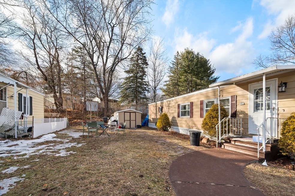 239 Ayer Rd unit 79, Littleton, MA 01460 - photo 1