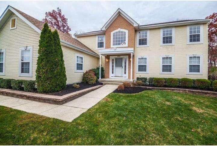 1111 Tara Dr, Williamstown, NJ 08094 - photo 1