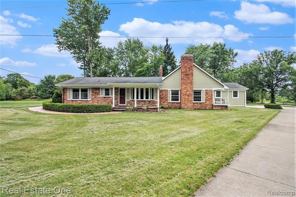 Welcome to 68925 W 8 Mile Rd.