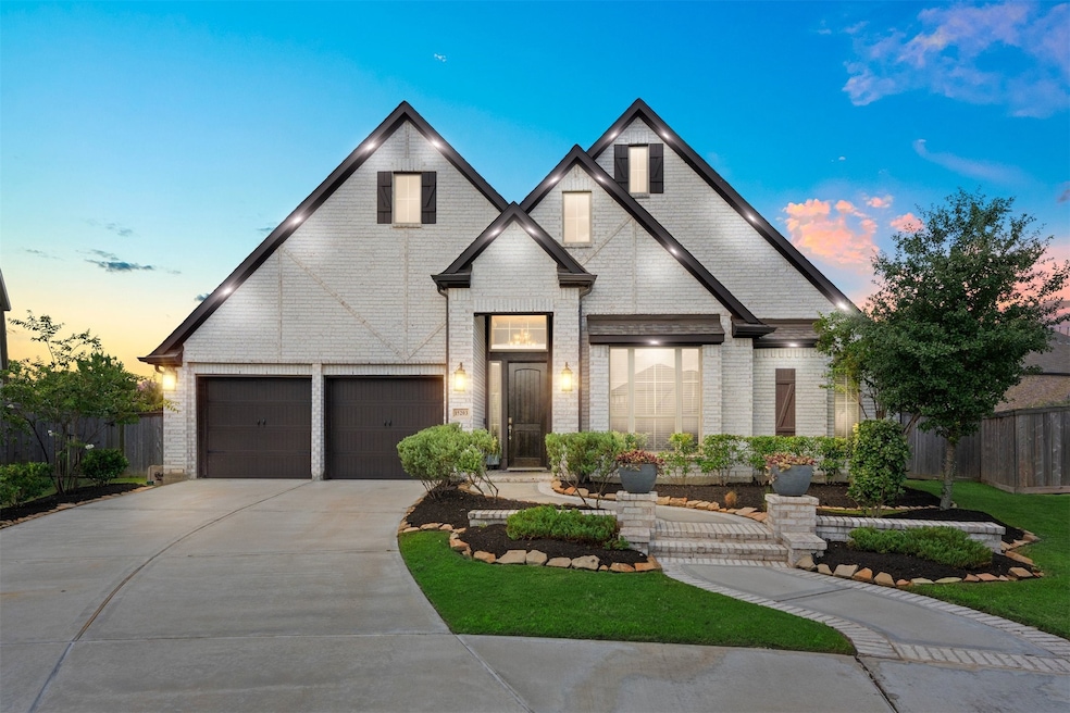 Welcome HOME to 15203 Prairie Dog Town Lane