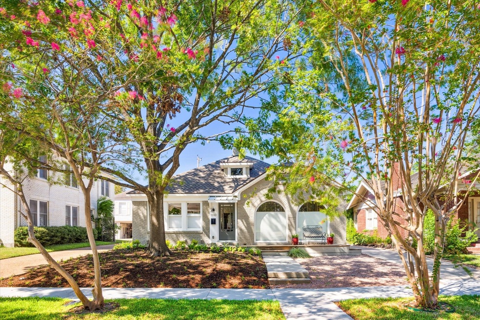 1740 Kipling St, Houston, TX 77098 - photo 1