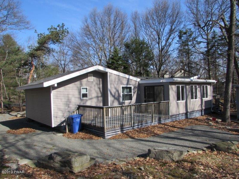 121 Granite Dr, Hawley, PA 18428 - photo 1