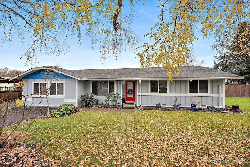 1117 17th St SW, Puyallup, WA 98371 - photo 1