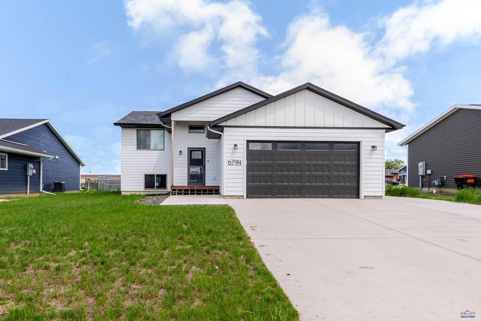 For Sale $485,000