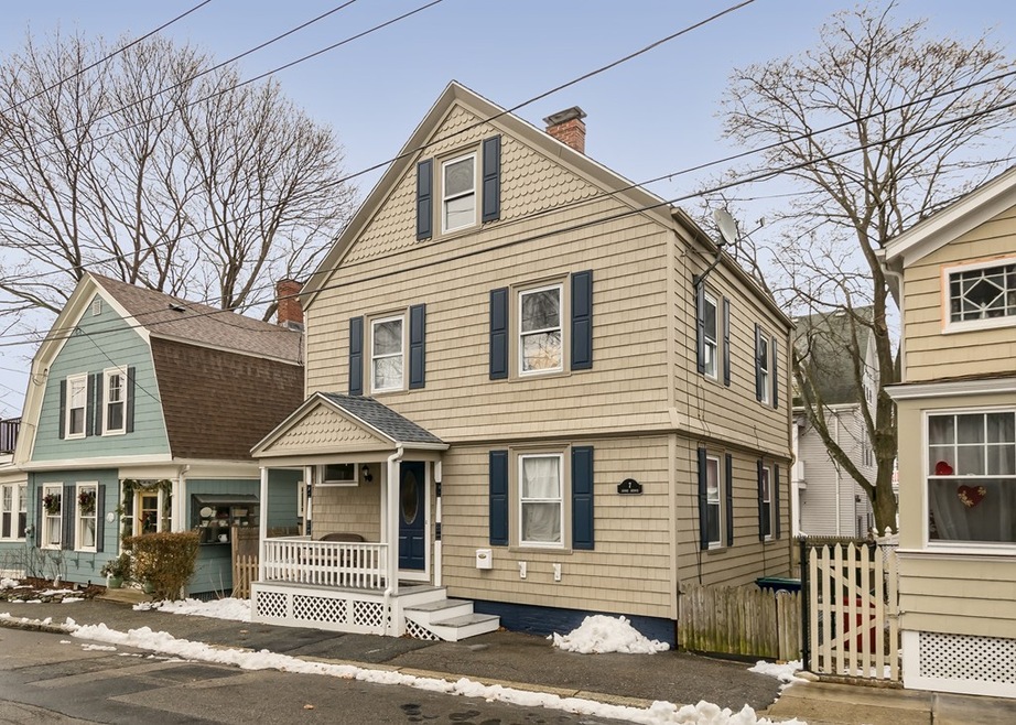 7 Shore Ave, Salem, MA 01970 - photo 1