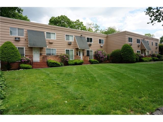 201 Highview Ave unit C2, Stamford, CT 06907 - photo 1