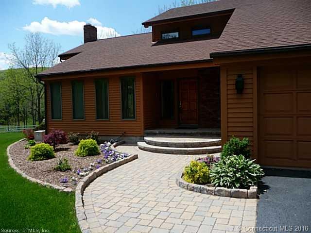 14 Breezy Hill Rd, Collinsville, CT 06019 - photo 1