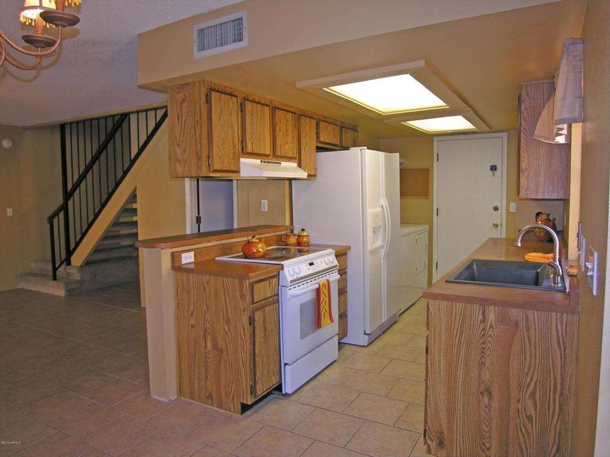 10414 N 10th St unit 3, Phoenix, AZ 85020 - photo 1