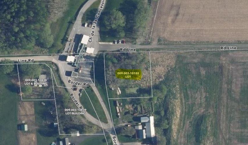 168 Border Rd, Alburgh, VT 05440 - photo 1