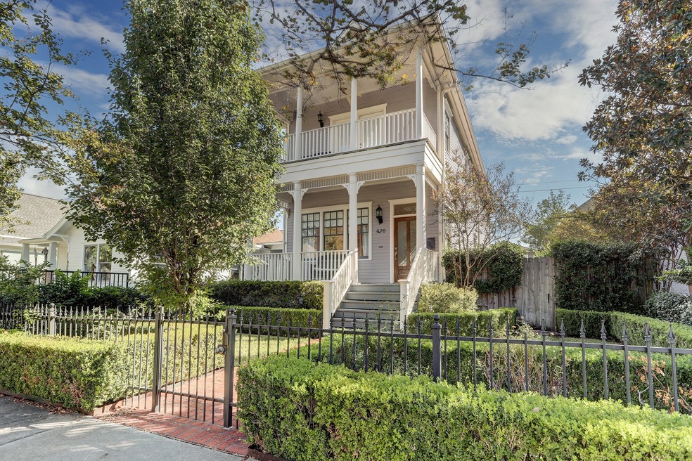 428 Cortlandt St, Houston, TX 77007 - photo 1