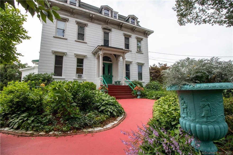 40 Franklin St unit 4, New London, CT 06320 - photo 1