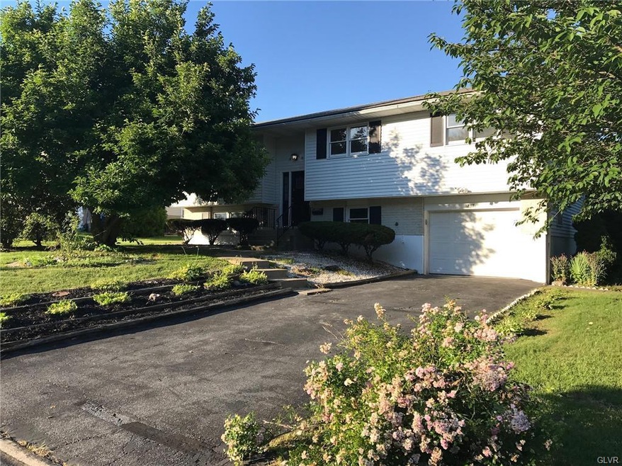 1237 N 26th St, Allentown, PA 18104 - photo 1