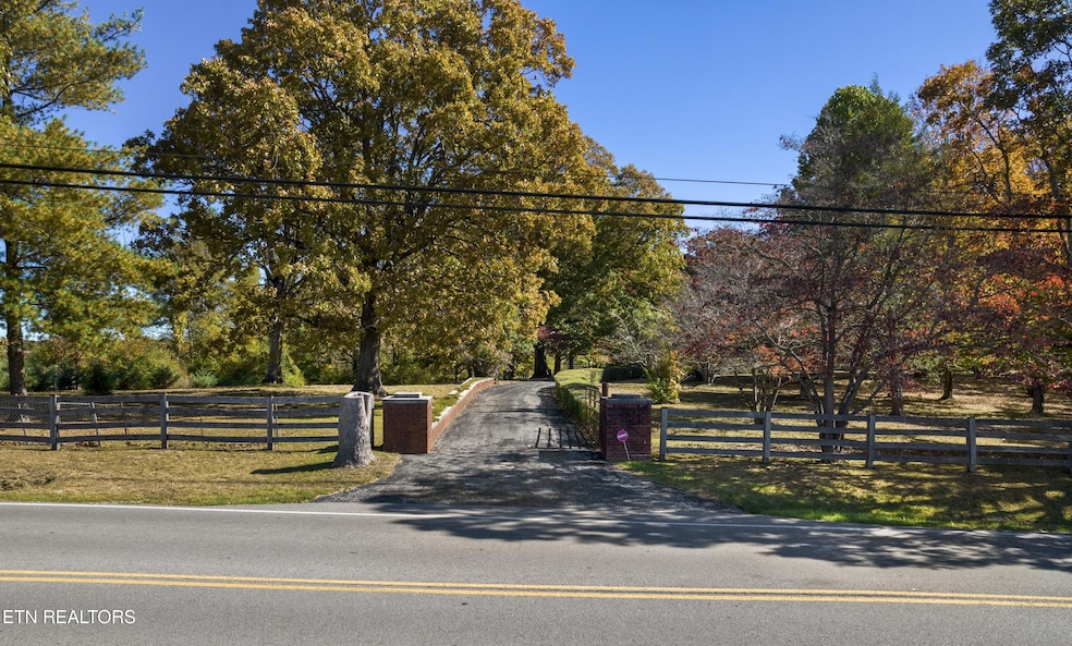 1490 Old Jamestown Hwy unit 1490, Crossville, TN 38555 - photo 1