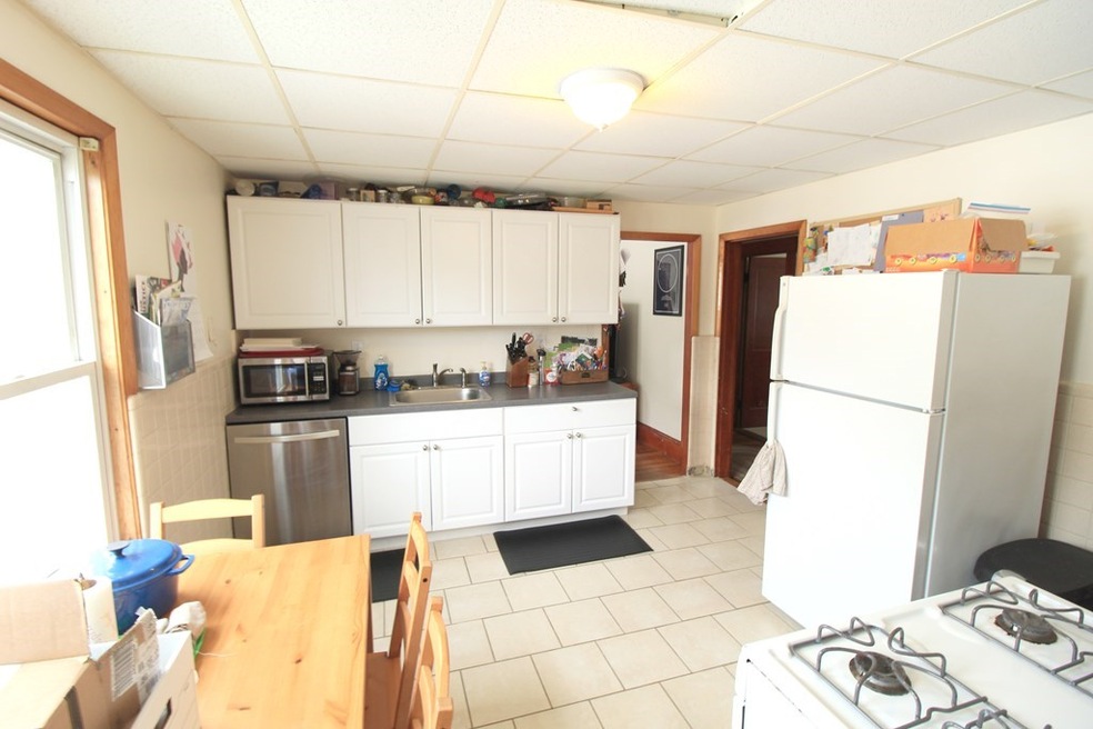 31 Harriet St, Brighton, MA 02135 - photo 1