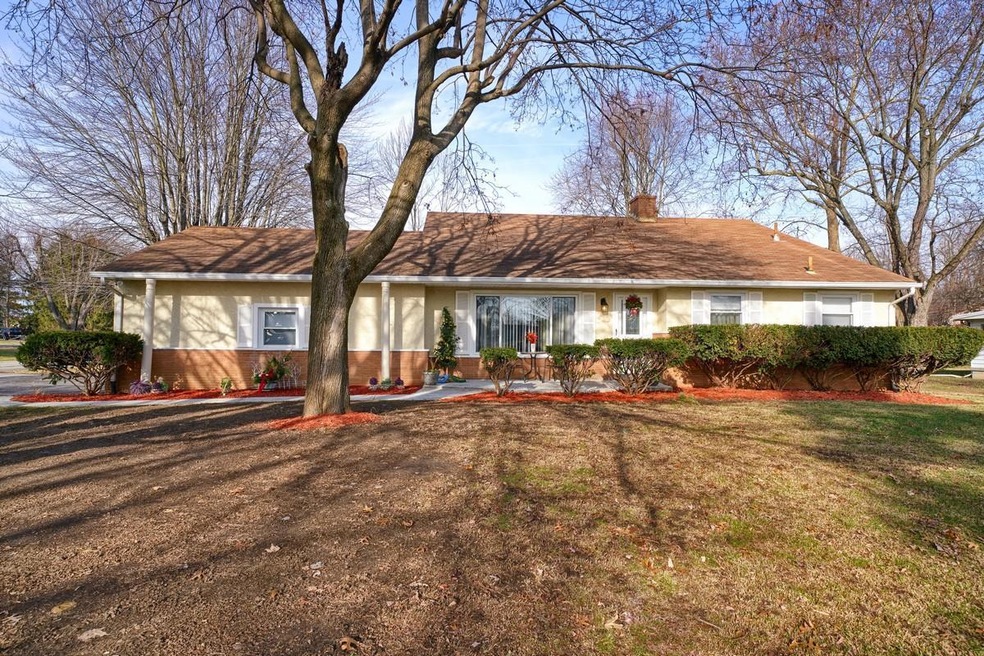 2414 McCutcheon (5)