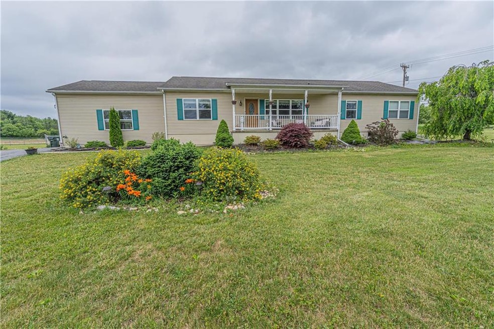 897 N Summit Rd, Bath, PA 18014 - photo 1