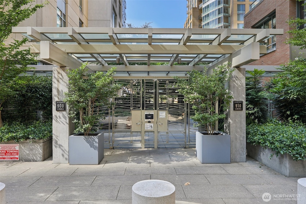 900 Lenora St unit W106, Seattle, WA 98121 - photo 1