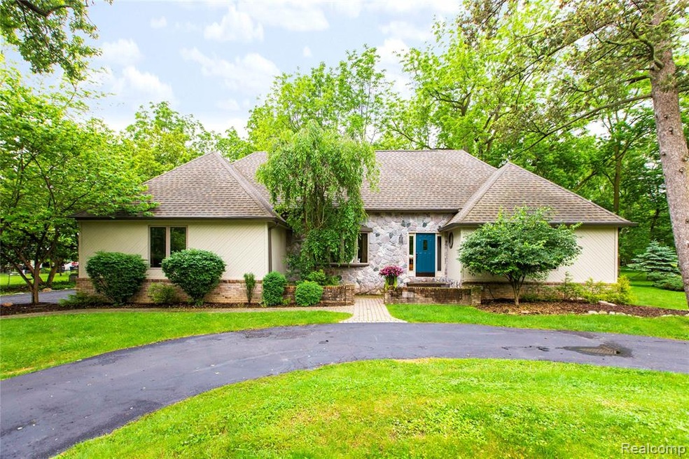 Els_7607 Grays Drive, Grosse Ile (1 of 30).jpg