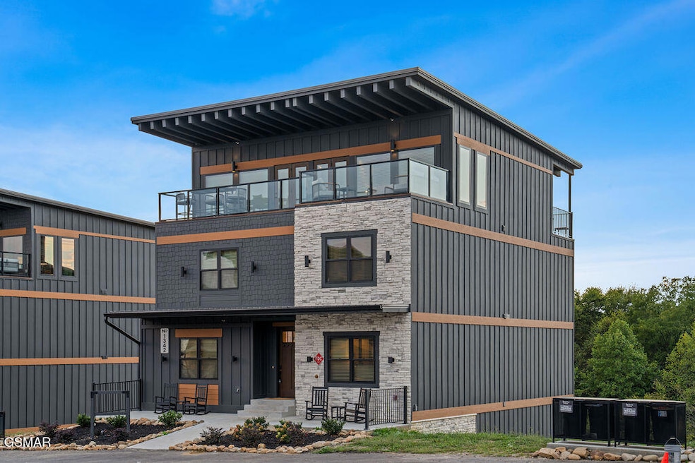 1342 Wildhorse Ridge Way unit Lot 105R, Sevierville, TN 37862 - photo 1