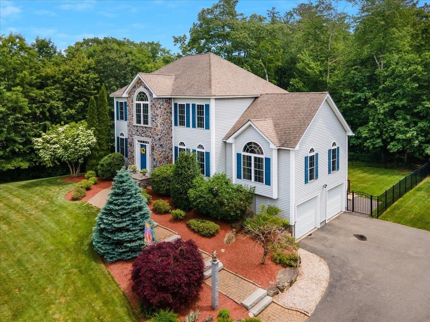 19 Eastgate Rd, Derry, NH 03038 - photo 1