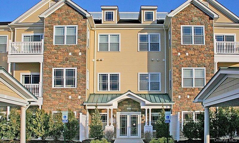 1304 Views Way, Pomona, NY 10970 - photo 1