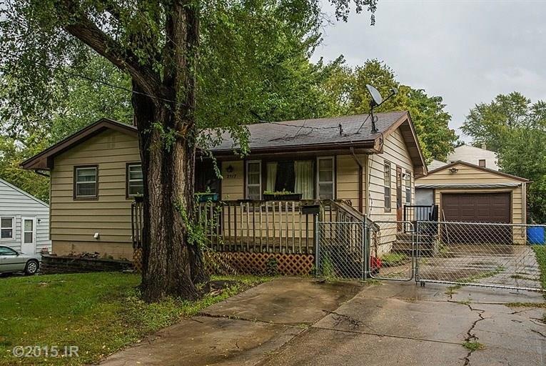 2517 SE 7th St, Des Moines, IA 50315 - photo 1