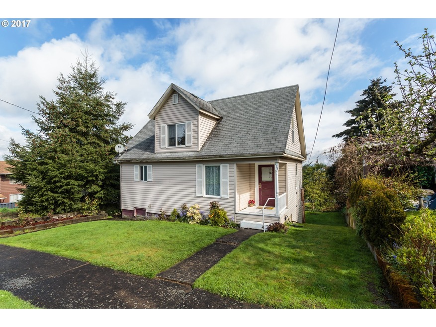 415 E E St, Rainier, OR 97048 - photo 1