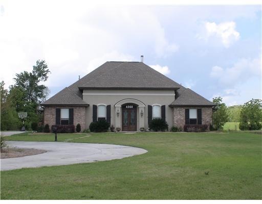 4560 Barataria Blvd, Marrero, LA 70072 - photo 1