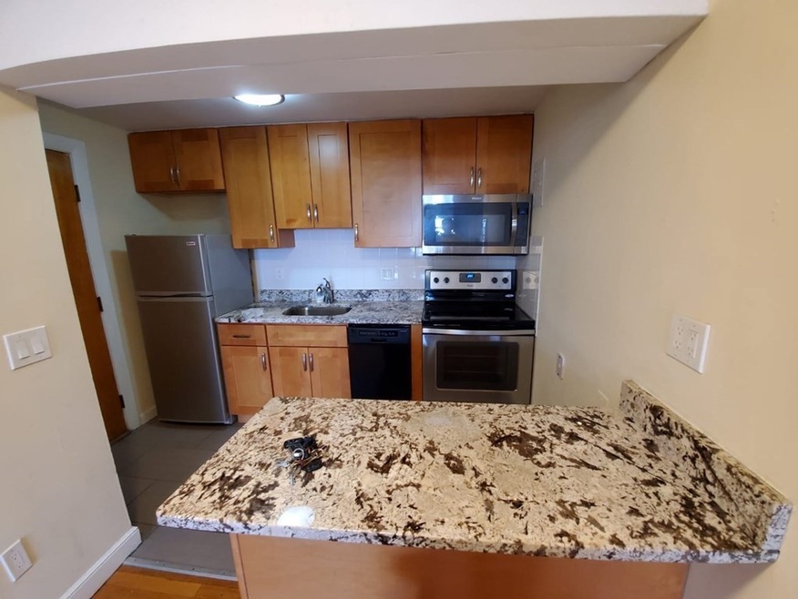 10 Commonwealth Ct unit 11, Brighton, MA 02135 - photo 1