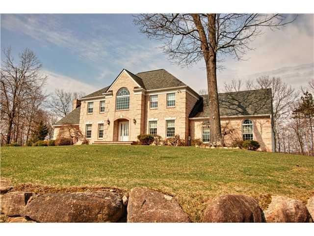 51 Table Rock Rd, Tuxedo Park, NY 10987 - photo 1