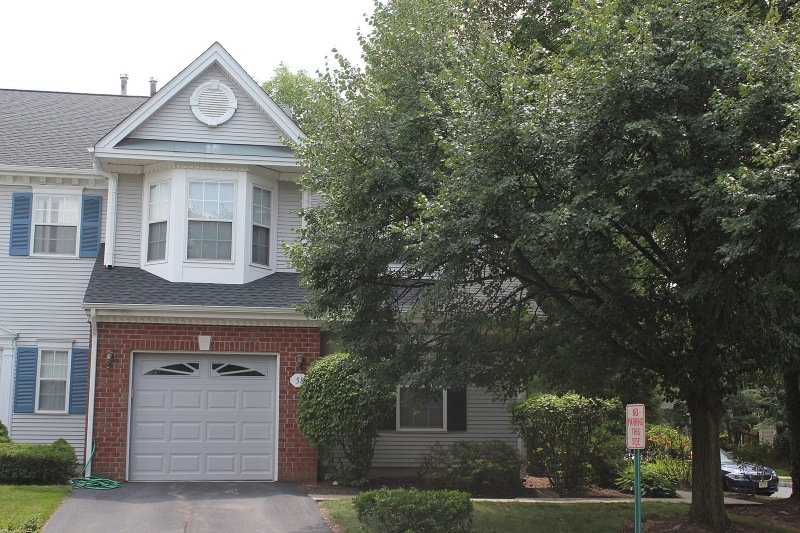 58 Sapphire Ln, Franklin Park, NJ 08823 - photo 1